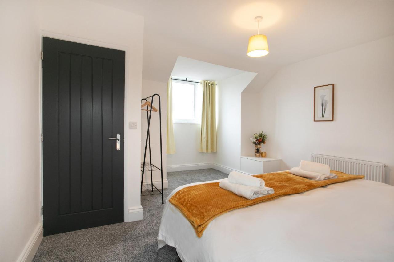 Вилла Cudworth House, Barnsley For Contractors & Families, Free Parking, High Speed Wifi Etc Экстерьер фото